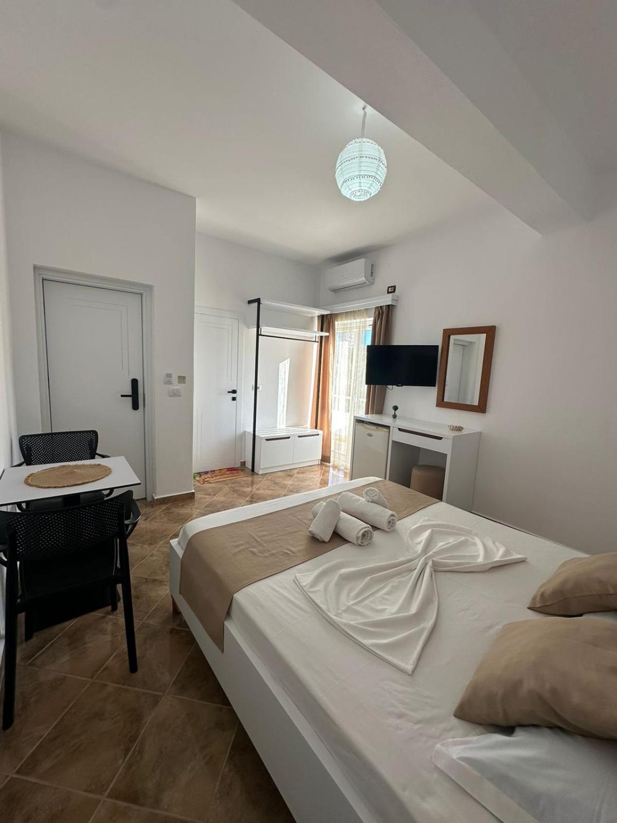 Villa Blue Ksamil Esterno foto